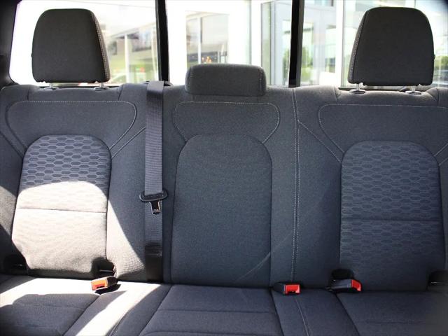 2026 Ram 1500 Express Crew Cab 4x4 5'7" Box