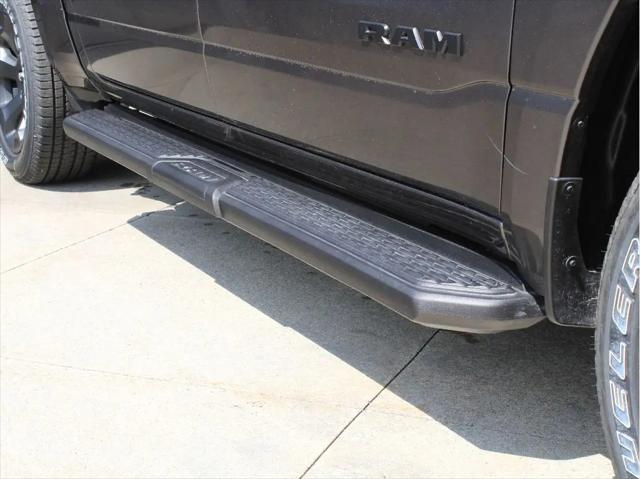 2026 Ram 1500 Express Crew Cab 4x4 5'7" Box