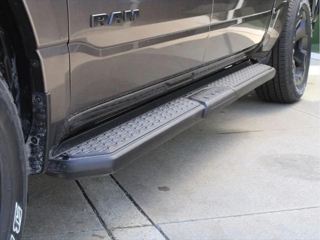 2026 Ram 1500 Express Crew Cab 4x4 5'7" Box