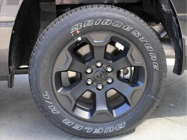 2026 Ram 1500 Express Crew Cab 4x4 5'7" Box