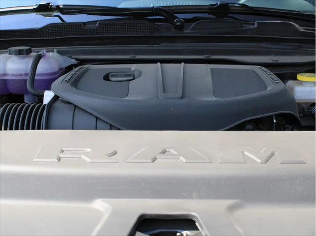 2026 Ram 1500 Express Crew Cab 4x4 5'7" Box