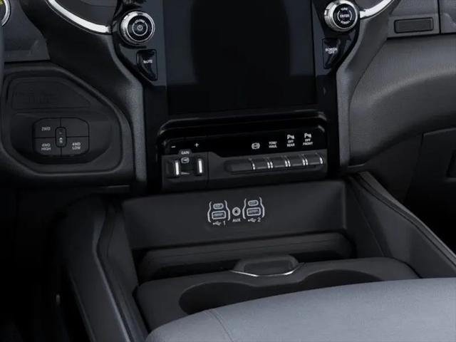 2026 Ram 3500 Big Horn Crew Cab 4x4 8' Box