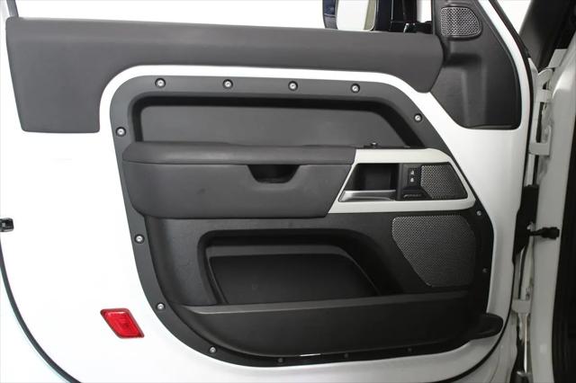 2021 Land Rover Defender 90 S