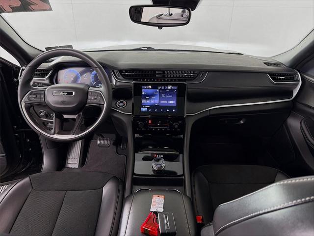 2024 Jeep Grand Cherokee L Altitude X 4x4