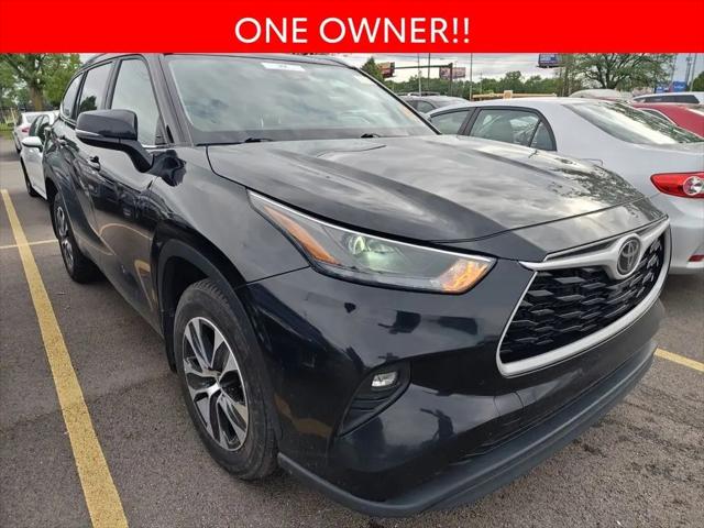 2024 Toyota Highlander LE