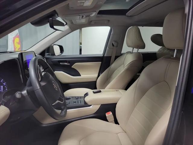 2024 Toyota Highlander LE