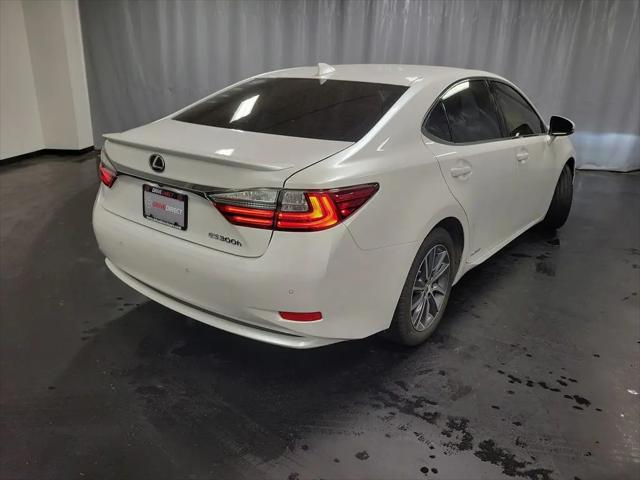 2018 Lexus ES 300h ES 300h