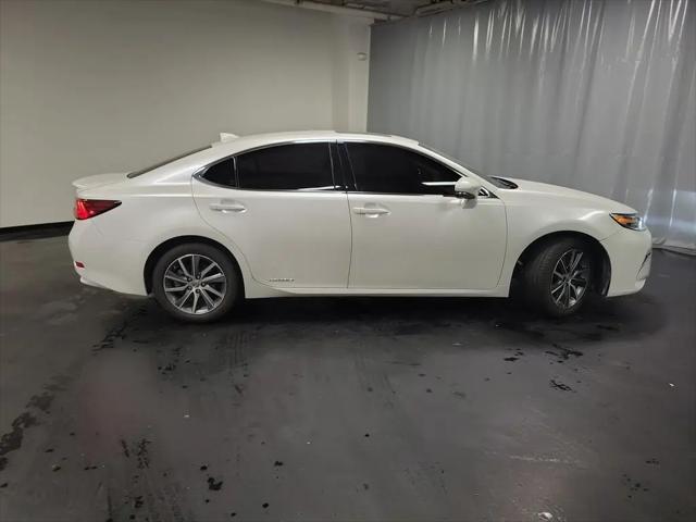 2018 Lexus ES 300h ES 300h