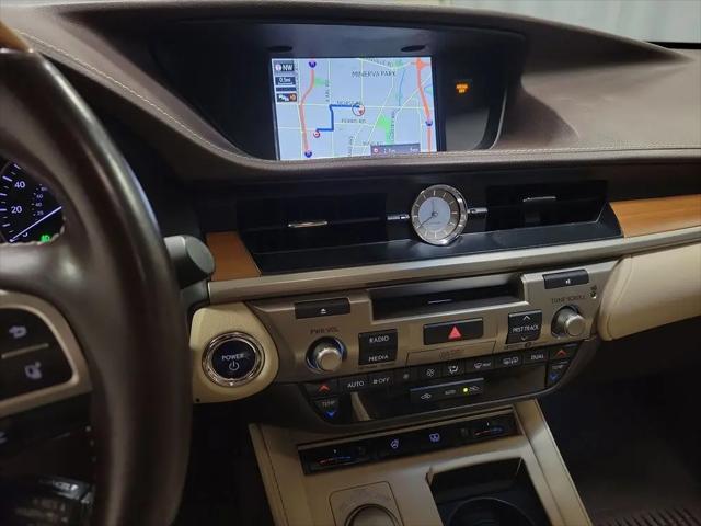 2018 Lexus ES 300h ES 300h