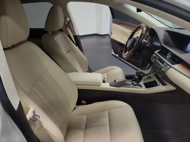 2018 Lexus ES 300h ES 300h