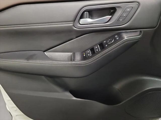 2023 Nissan Rogue SL Intelligent AWD