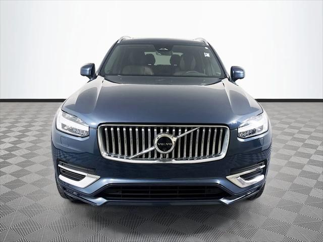 2024 Volvo XC90 B6 Plus Bright Theme 7-Seater