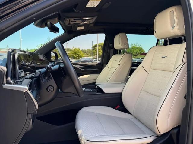 2023 Cadillac Escalade ESV Sport