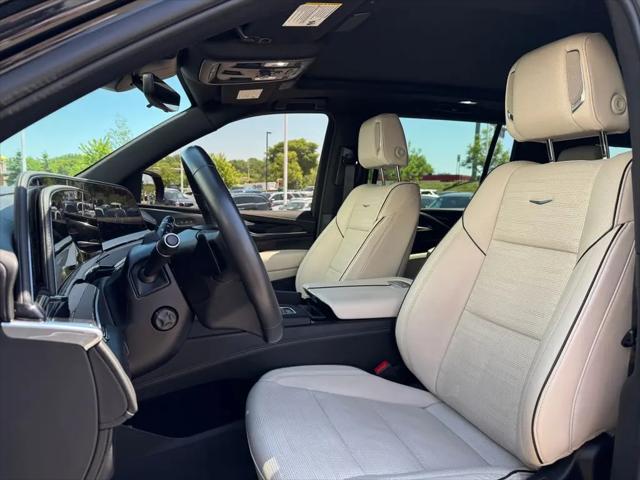 2023 Cadillac Escalade ESV Sport