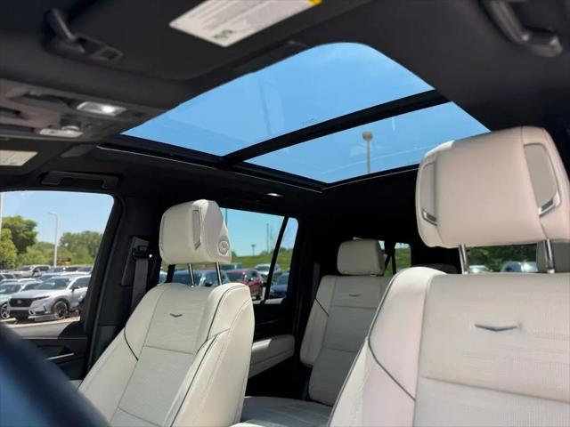 2023 Cadillac Escalade ESV Sport