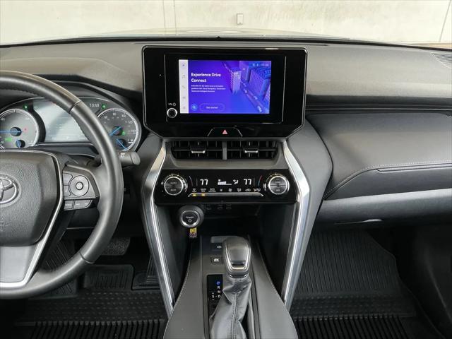 2024 Toyota Venza LE
