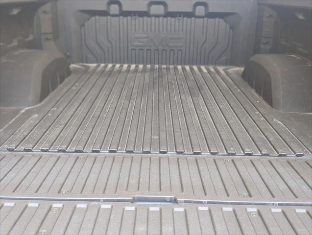 2025 GMC Sierra 1500 4WD Crew Cab Short Box Denali