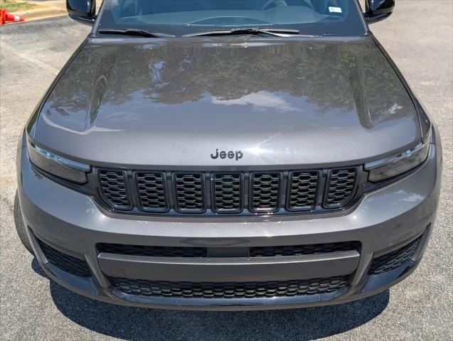 2024 Jeep Grand Cherokee L Altitude 4x4