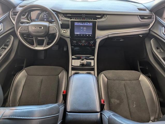 2024 Jeep Grand Cherokee L Altitude 4x4