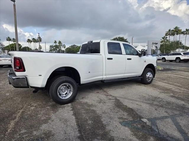2026 Ram 3500 Tradesman Crew Cab 4x4 8' Box