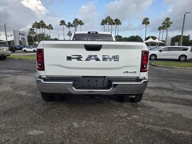 2026 Ram 3500 Tradesman Crew Cab 4x4 8' Box