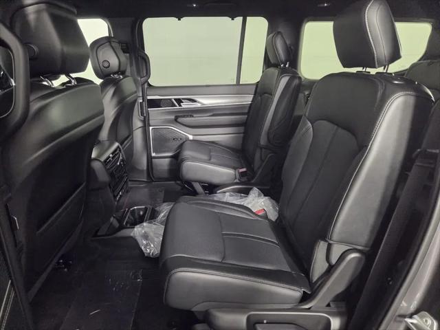 2026 Jeep Grand Wagoneer Limited Altitude 4x4