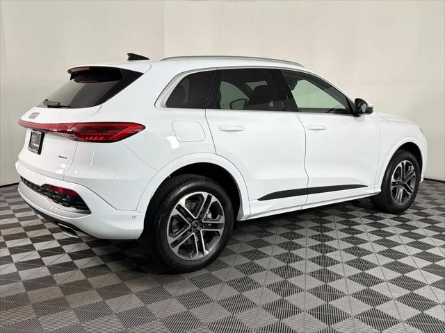 2025 Audi Q5 Premium TFSI quattro S tronic