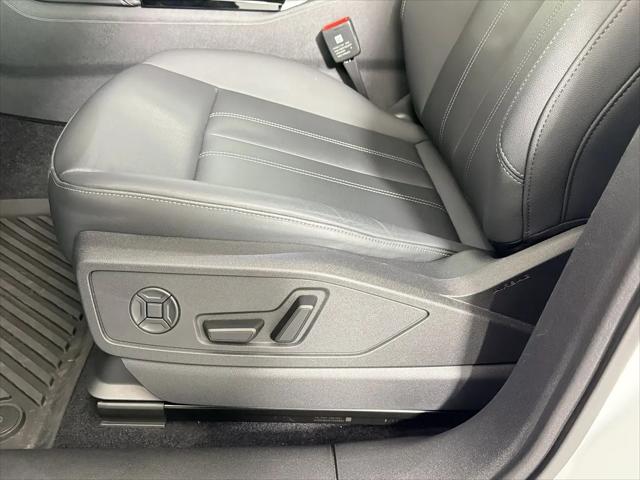 2025 Audi Q5 Premium TFSI quattro S tronic