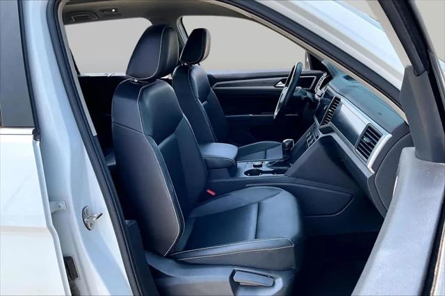 2021 Volkswagen Atlas 3.6L V6 SE w/Technology R-Line