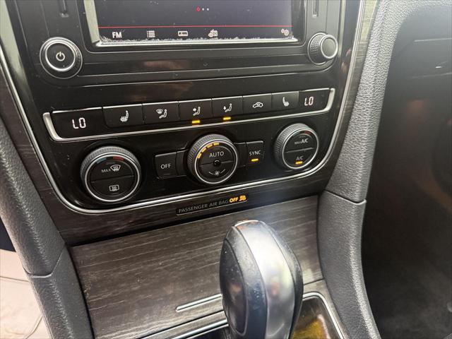 2018 Volkswagen Passat 2.0T SE