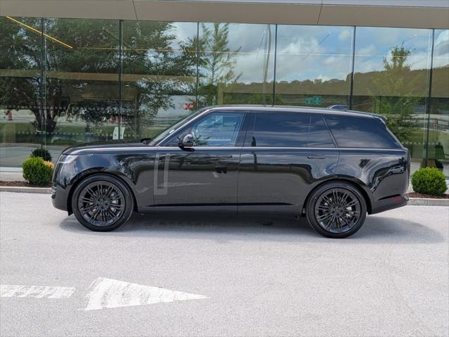 2026 Land Rover Range Rover P400 SE 7 Seat
