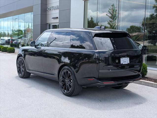 2026 Land Rover Range Rover P400 SE 7 Seat