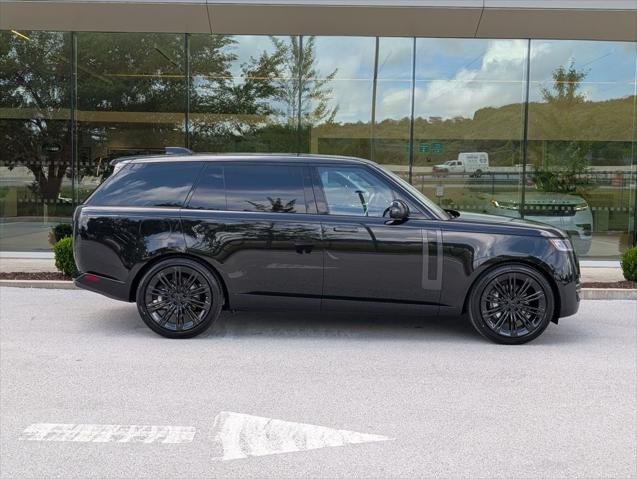 2026 Land Rover Range Rover P400 SE 7 Seat