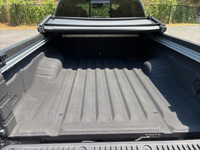 2026 Nissan Frontier Crew Cab Long Bed PRO-4X 4x4