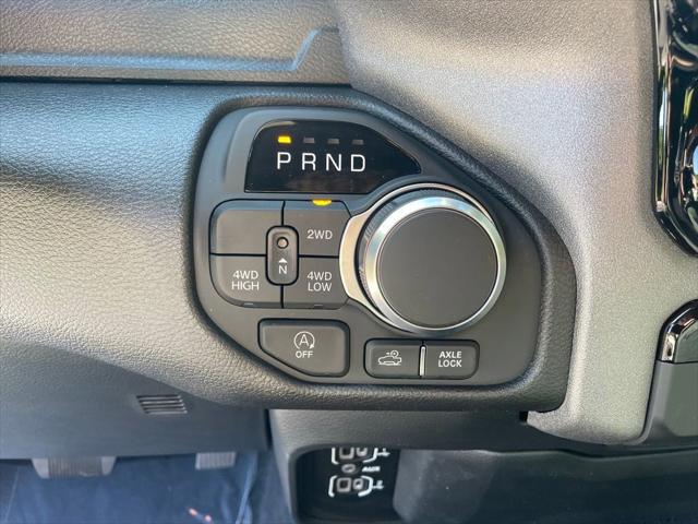 2026 Ram 1500 Warlock Crew Cab 4x4 57 Box