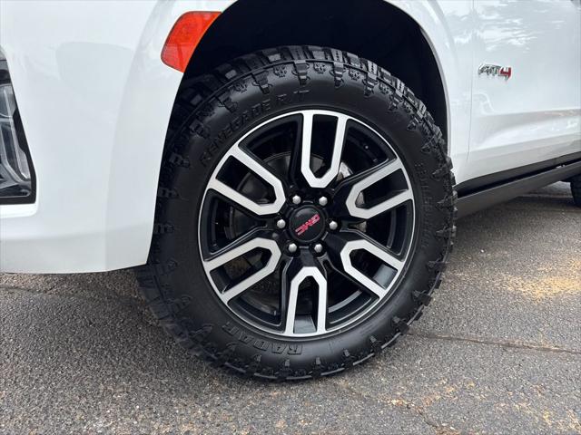 2022 GMC Yukon 4WD AT4
