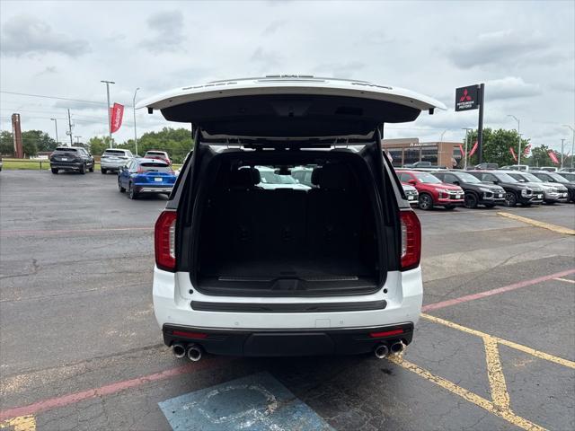 2022 GMC Yukon 4WD AT4