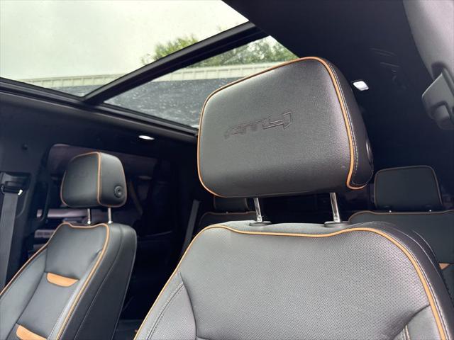 2022 GMC Yukon 4WD AT4