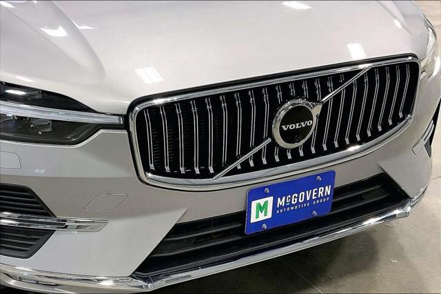 2023 Volvo XC60 B5 Ultimate Bright Theme