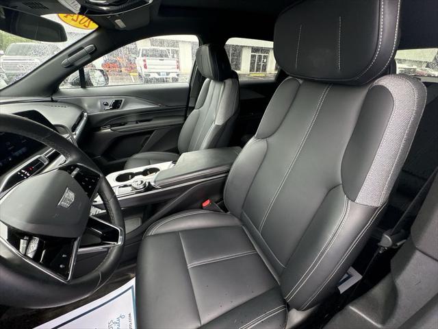 2024 Cadillac iQ Tech w/1SA