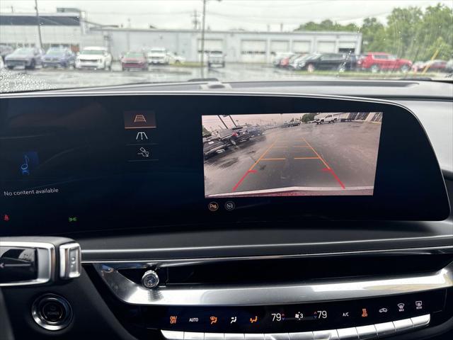 2024 Cadillac iQ Tech w/1SA