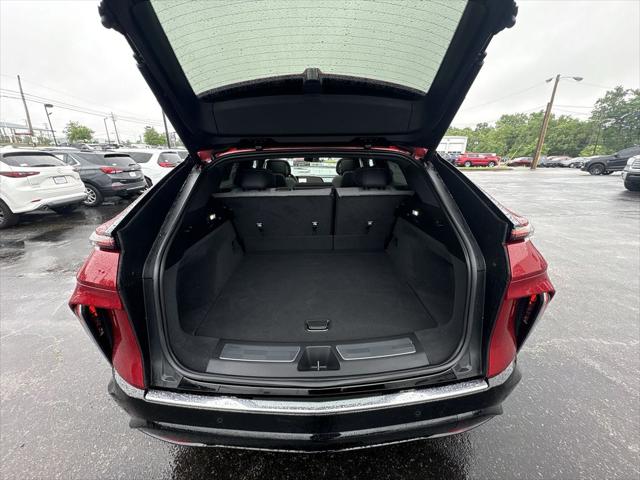 2024 Cadillac iQ Tech w/1SA