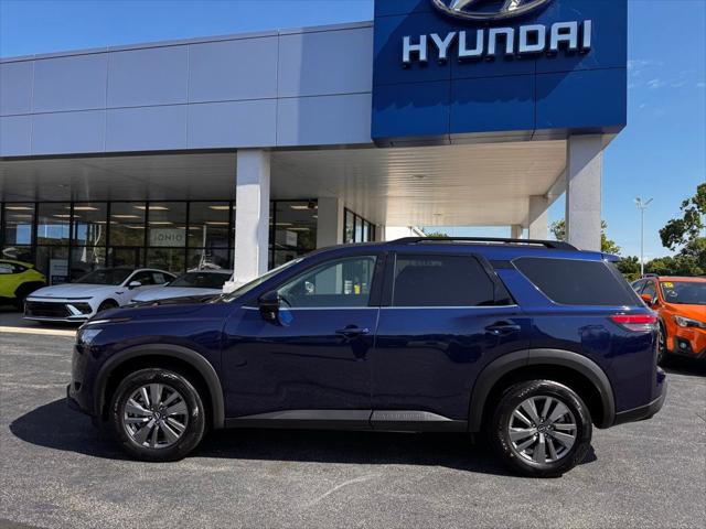 2025 Nissan Pathfinder SV 4WD