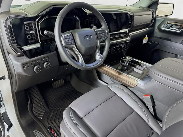 2026 Chevrolet Silverado 1500 4WD Crew Cab Short Bed RST