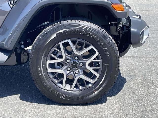 2026 Jeep Wrangler 4-Door Sahara 4x4