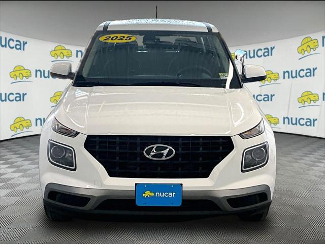 2025 Hyundai Venue SE
