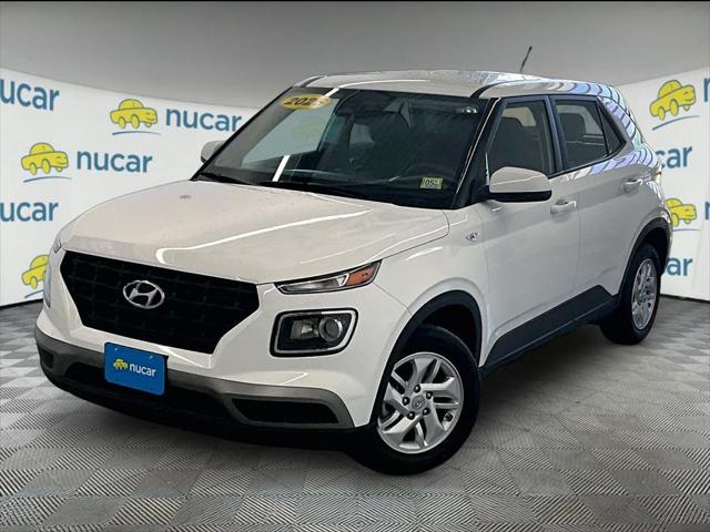 2025 Hyundai Venue SE