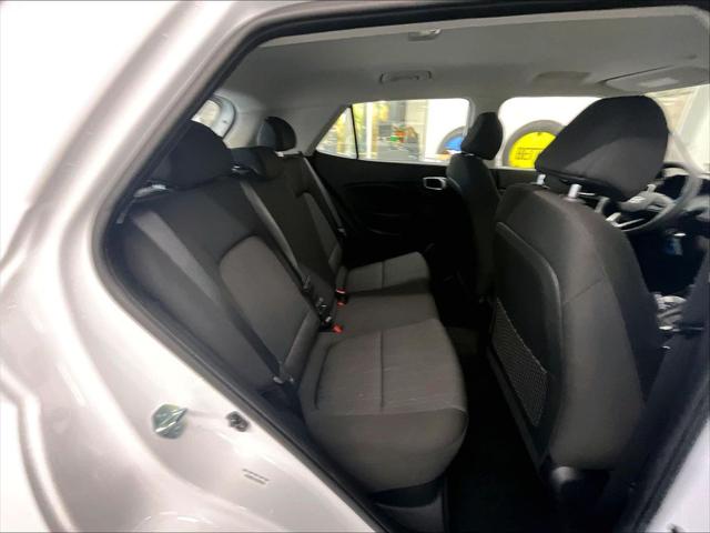 2025 Hyundai Venue SE