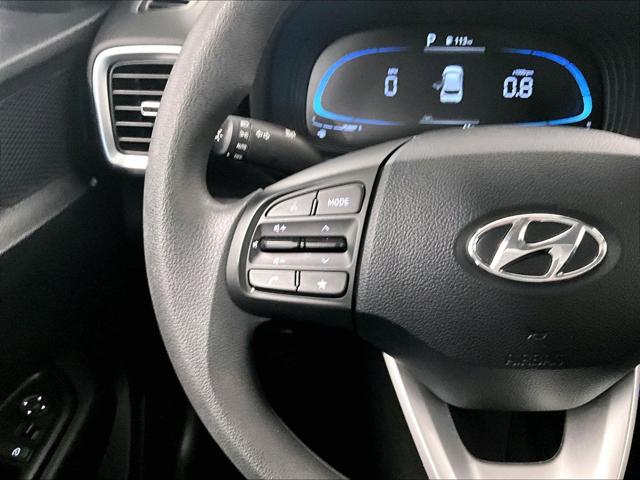 2025 Hyundai Venue SE