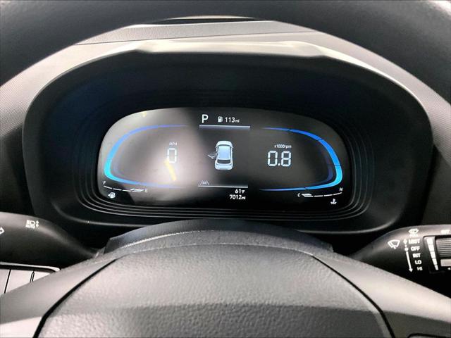 2025 Hyundai Venue SE